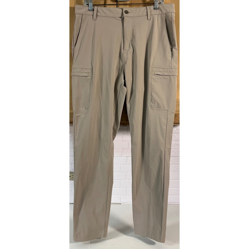 Fabletics Cargo Pants Mens 34x32 Tan Performance Straight Leg Pockets